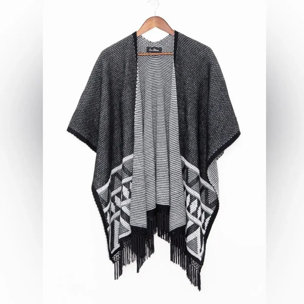 Sam Edelman Ruana Poncho L Black White Fringe Southwestern Aztec Boho Wrap
